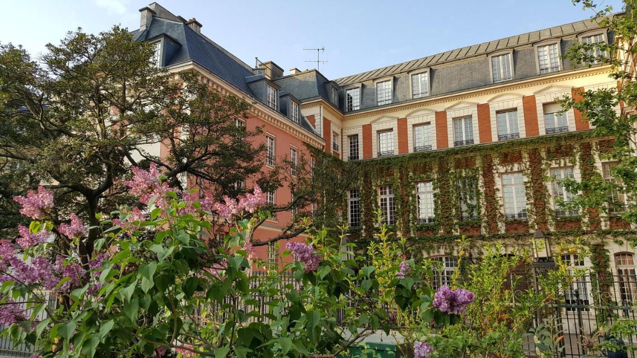 Assia & Nathalie - Luxury B&B Marais パリ エクステリア 写真